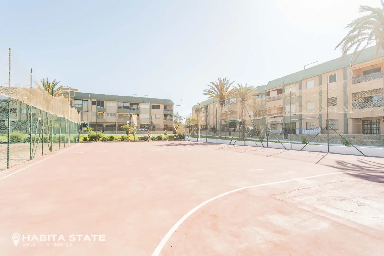 Vista exterior de Apartamento en venta en Almería con Aire acondicionado, Calefacción y Terraza