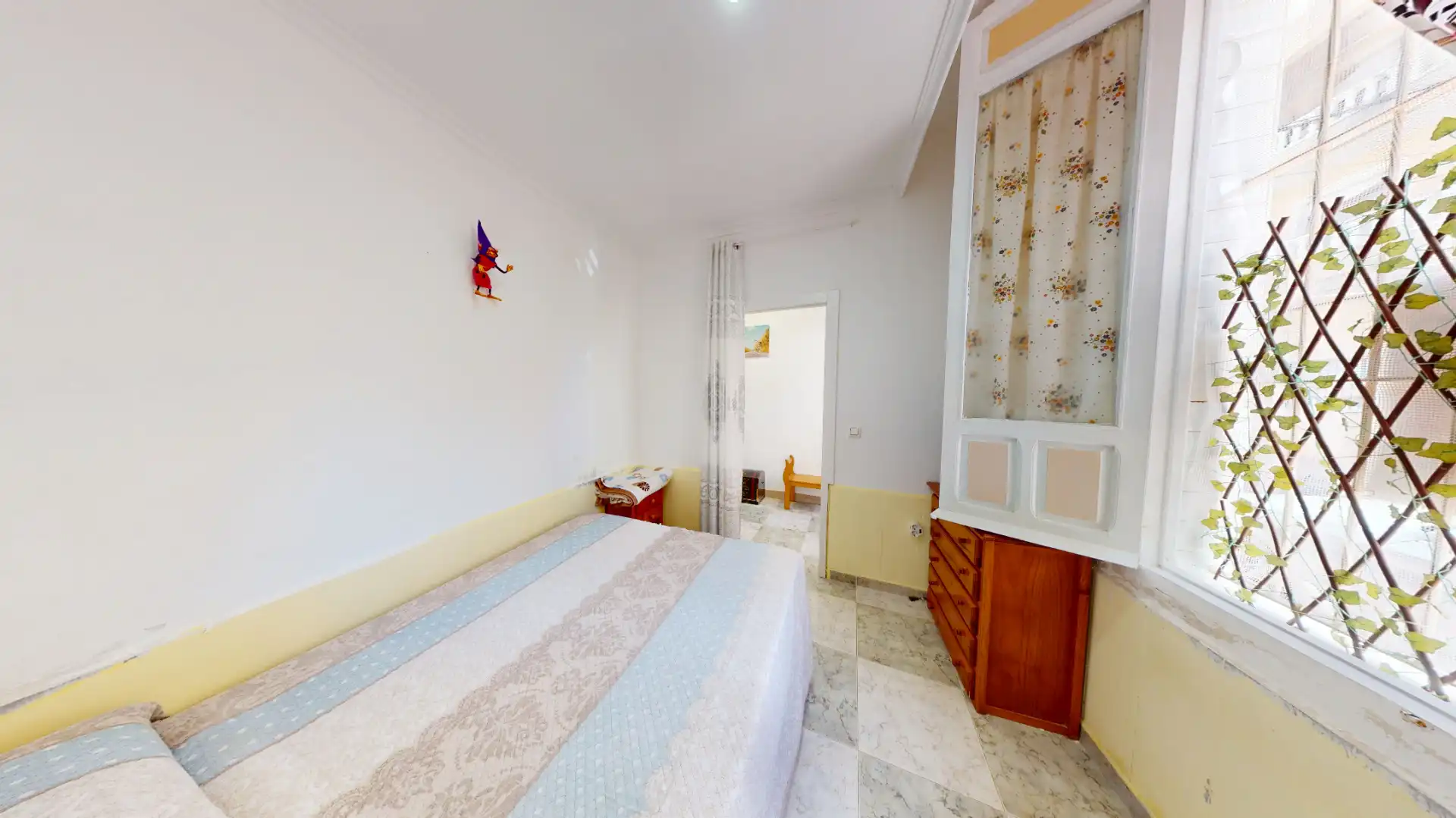Habitación de Casa adosada en venta en Torrevieja con Jardín privado y Amueblado