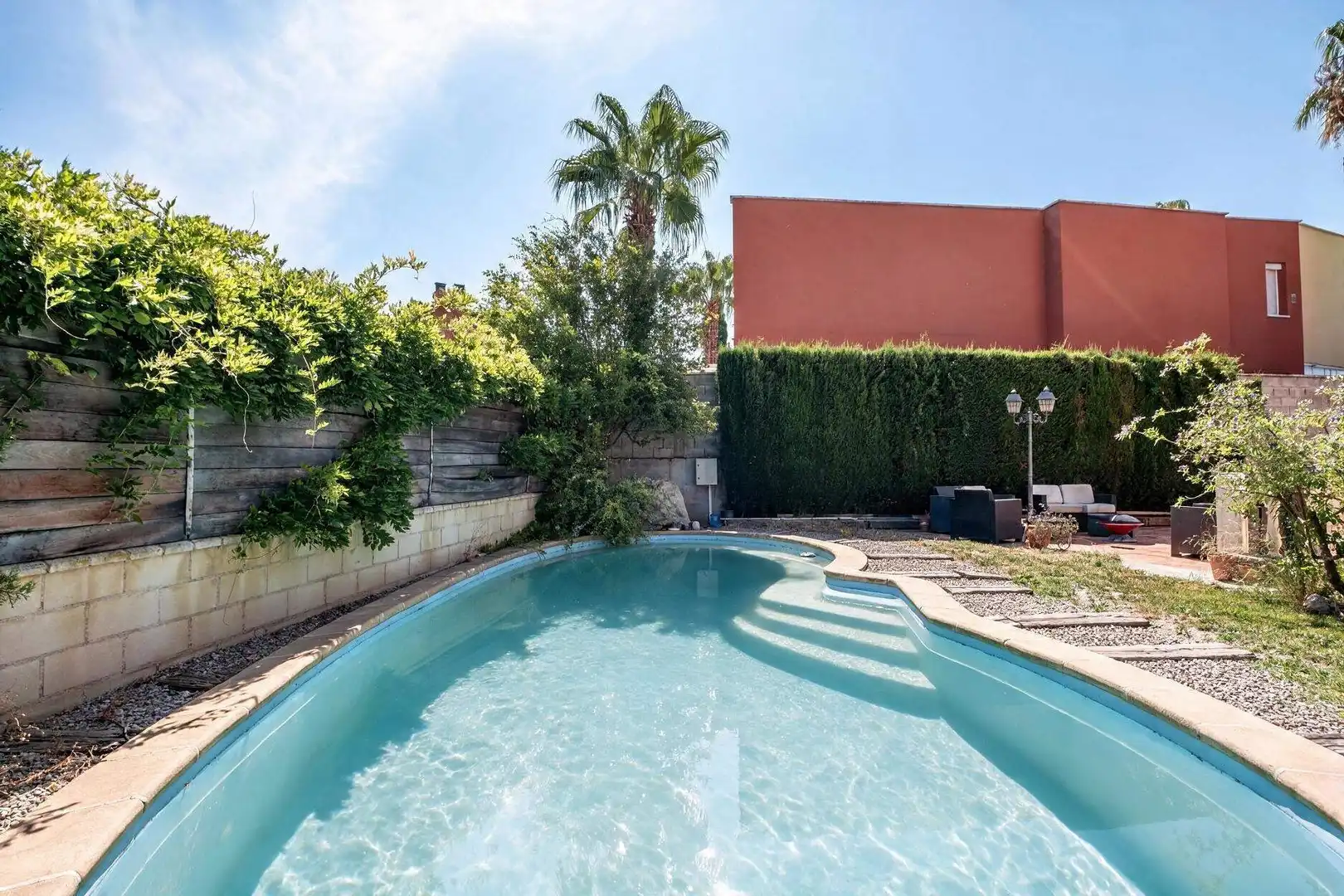 Piscina de Casa o xalet en venda en Zaragoza amb Jardí privat, Terrassa i Traster
