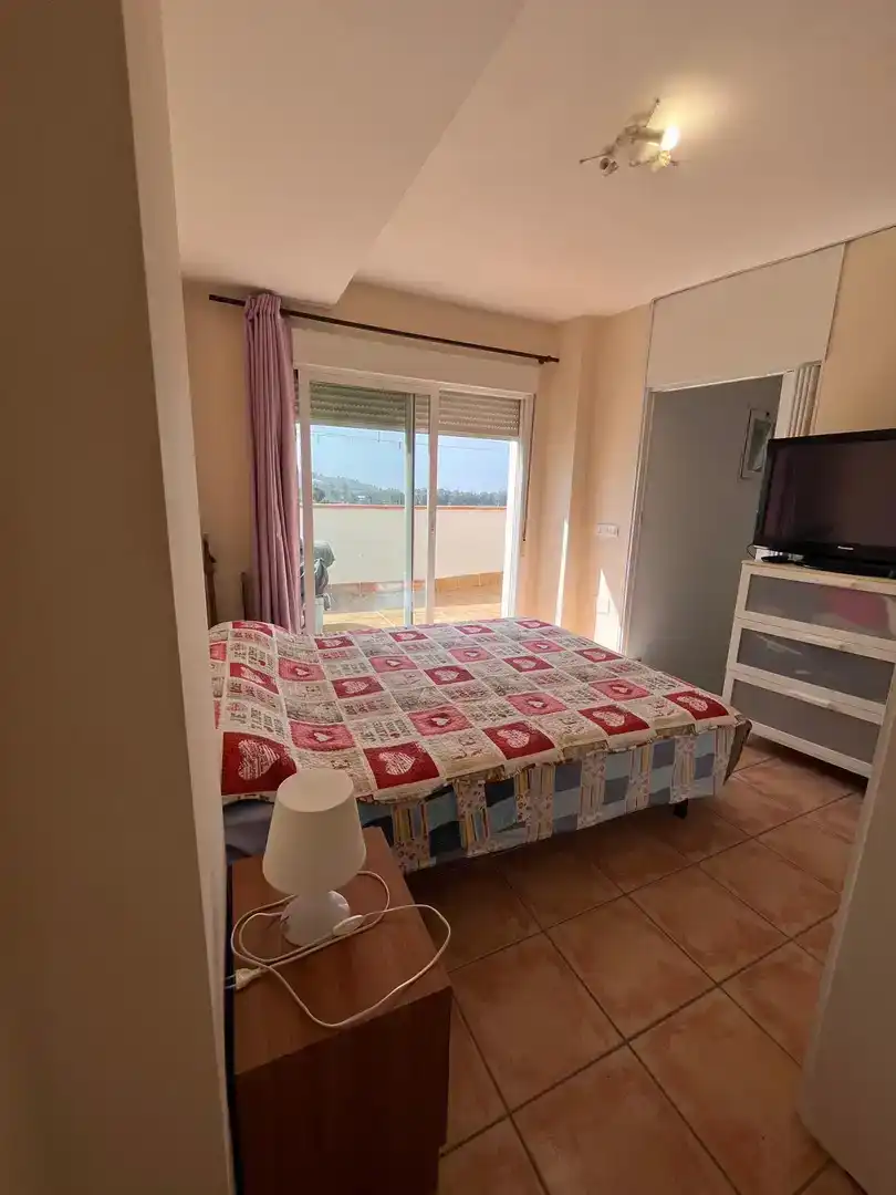 Habitación de Casa adosada en venta en Salobreña con Aire acondicionado