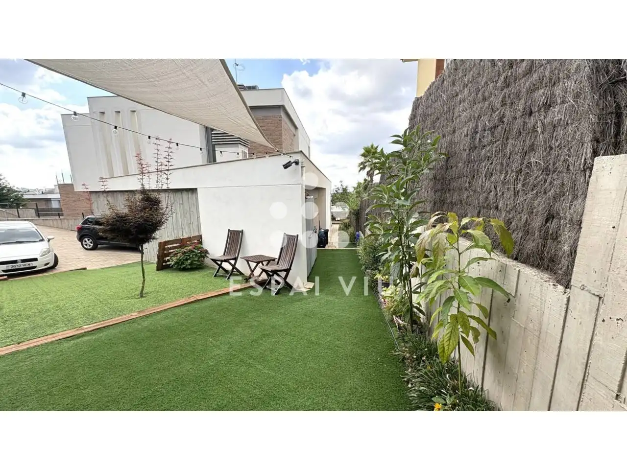 Jardí de Casa o xalet en venda en Matadepera amb Aire condicionat, Calefacció i Jardí privat