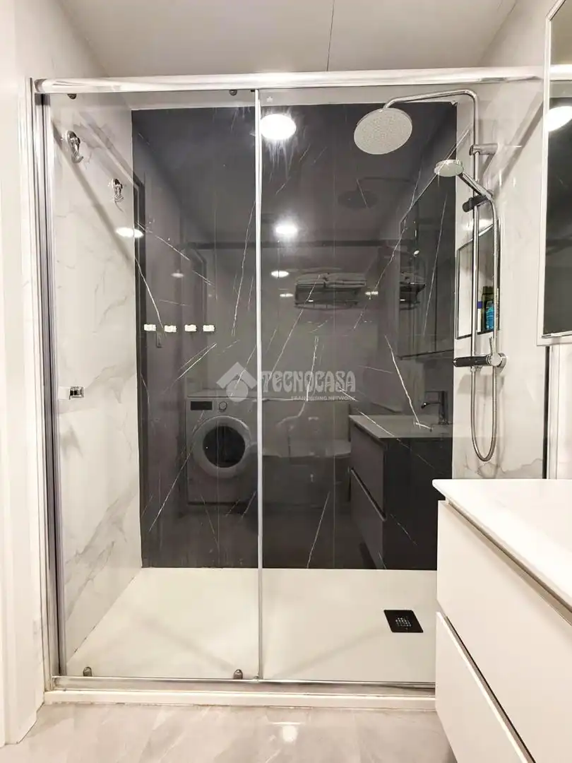 Badezimmer von Wohnung zum Verkauf in Bailén - Miraflores