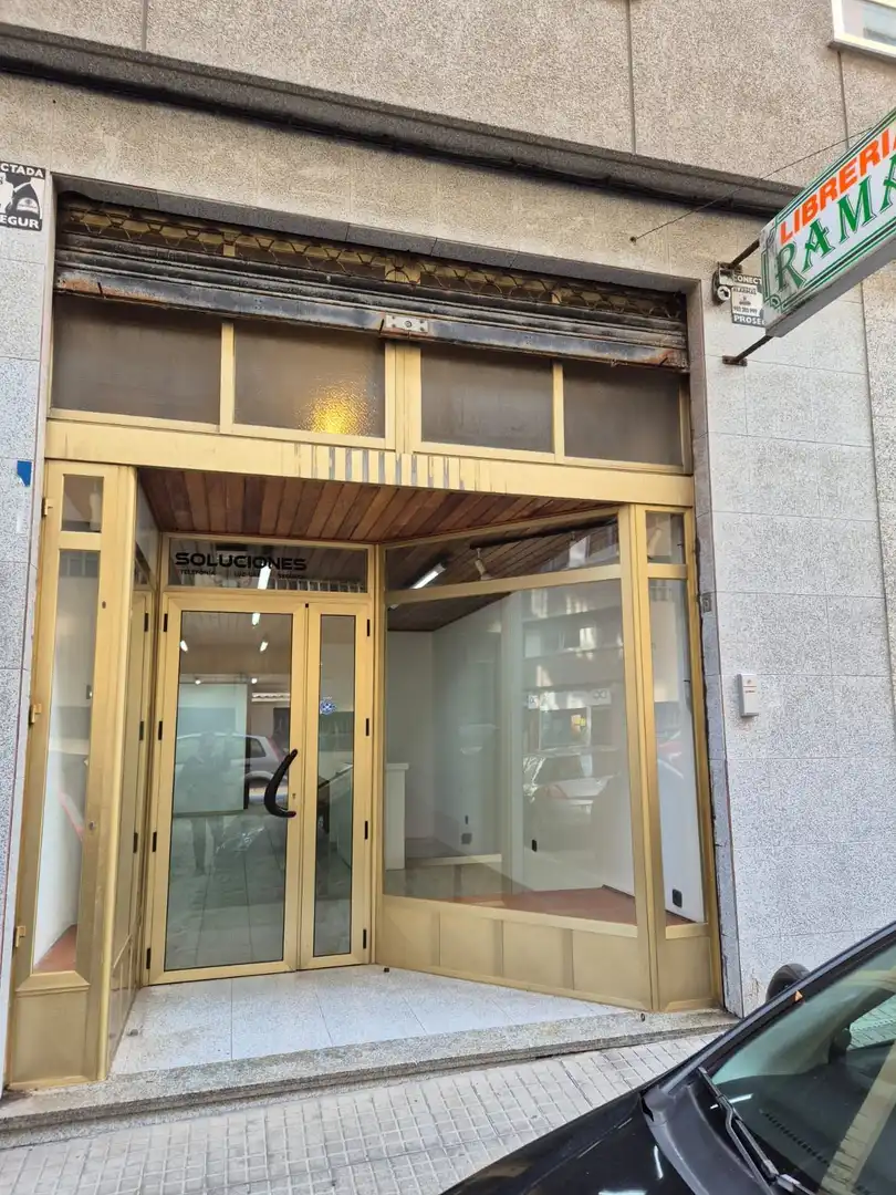 Exterior view of Commercial properties for rent in A Coruña Capital 