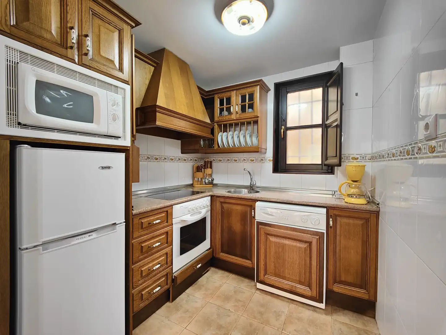 Cocina de Casa o chalet en venta en Quirós con Jardín privado, Amueblado y Balcón