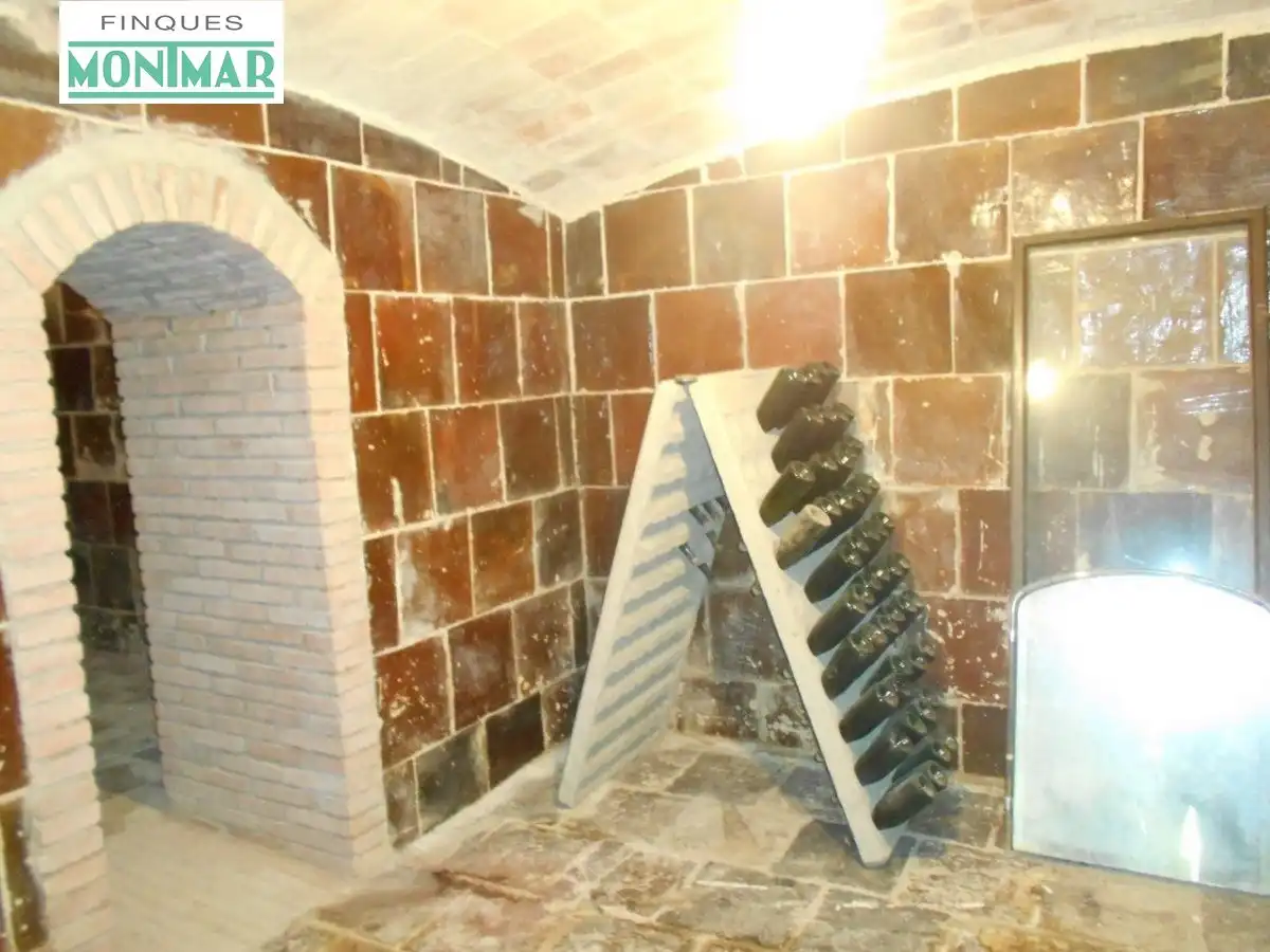 Country homes for sale in Sant Jaume dels Domenys  with Private garden and Storage room