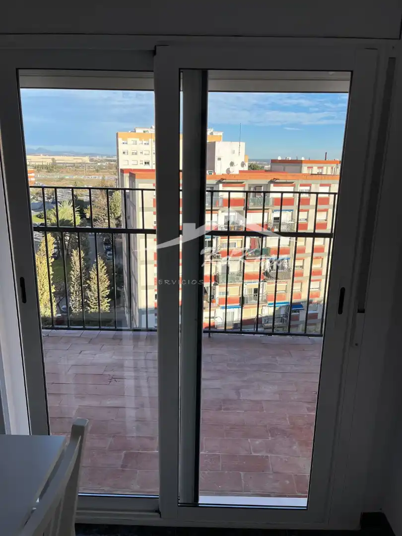 Terrassa de Pis en venda en Reus amb Terrassa, Moblat i Forn