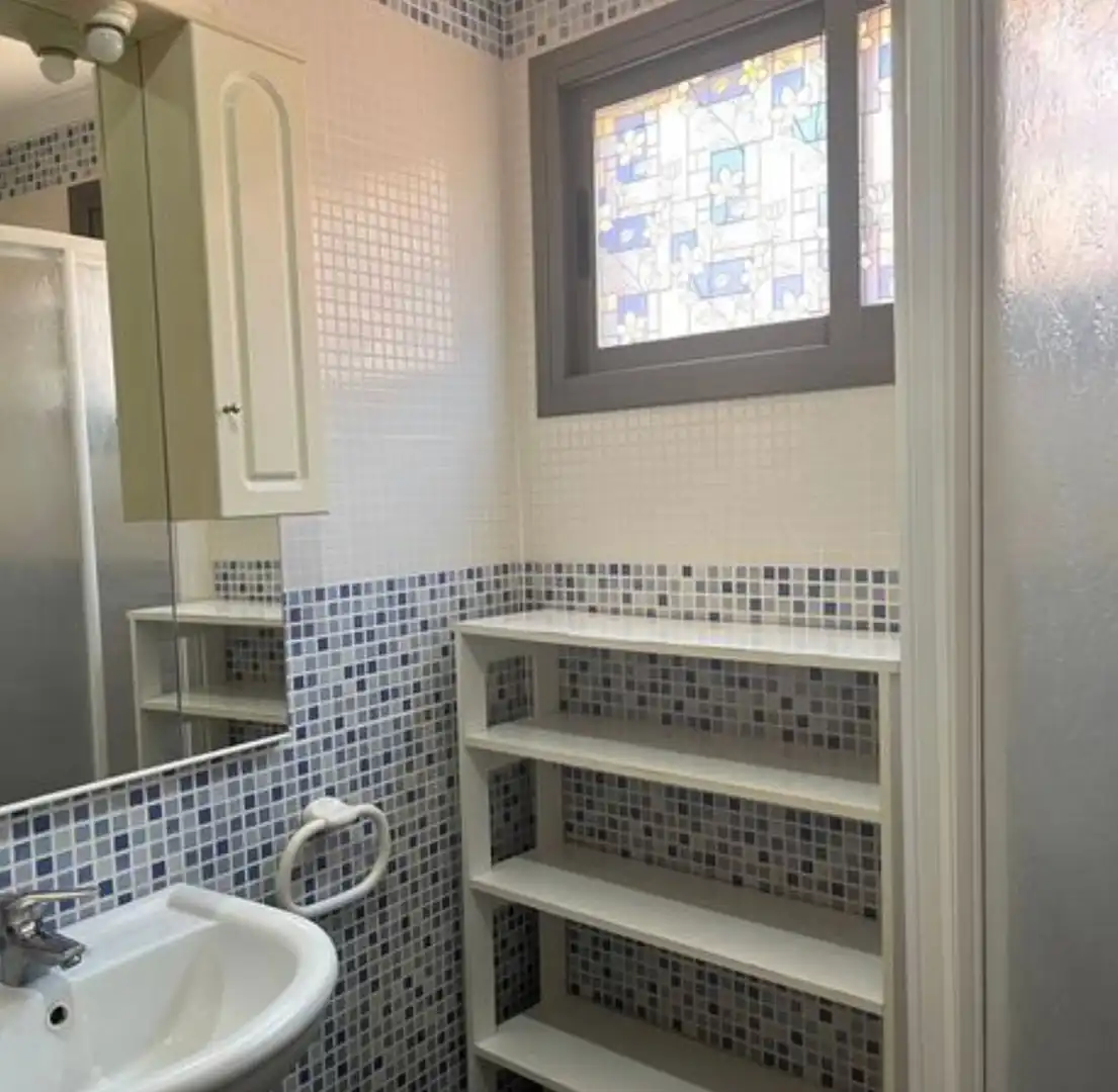 Badezimmer von Wohnung zur Miete in Ciudad Real mit Klimaanlage, Terrasse und Möbliert