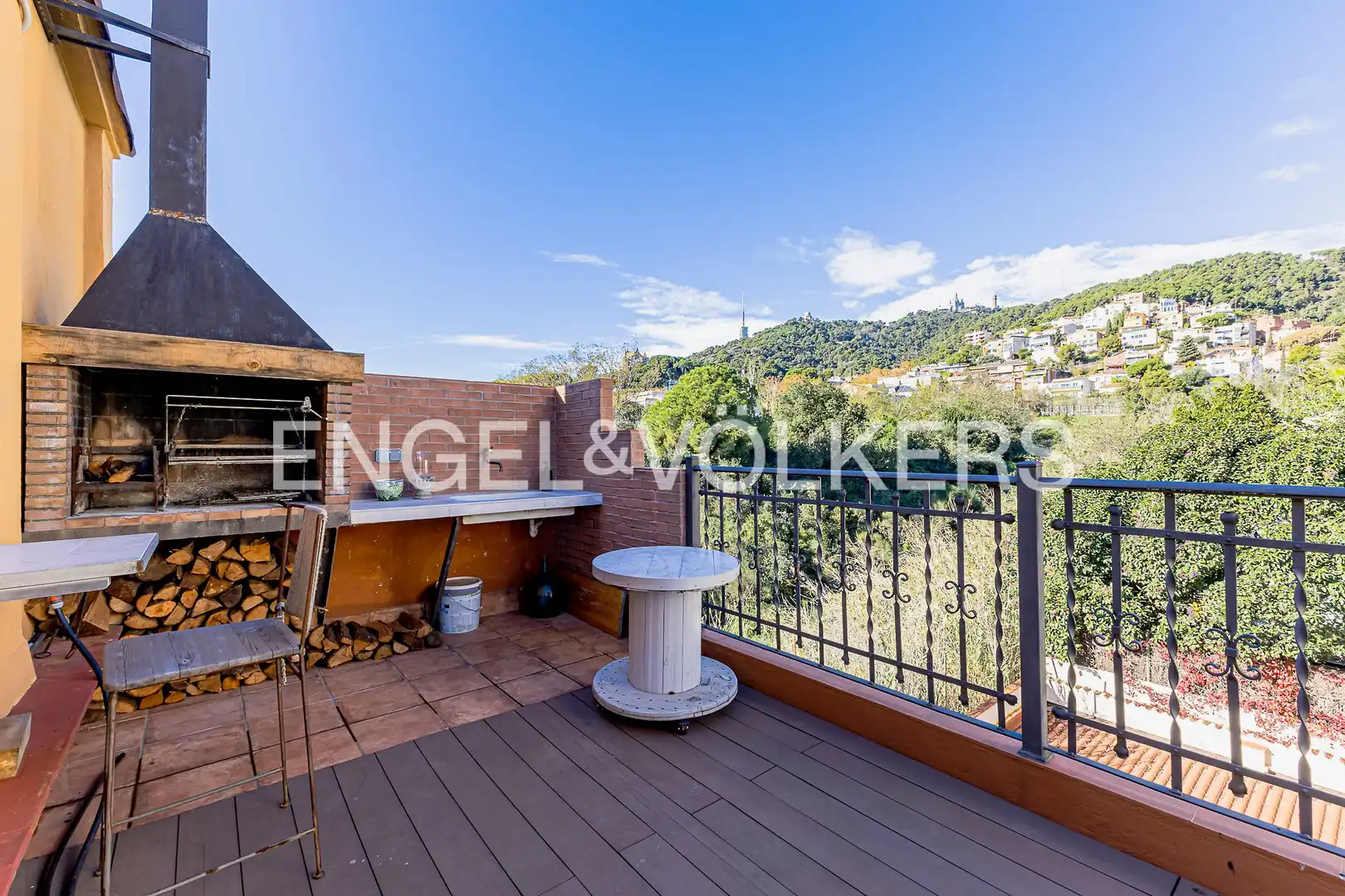 Terrace of Duplexes for sale in Barcelona  with Air Conditioner, Heating and Private garden