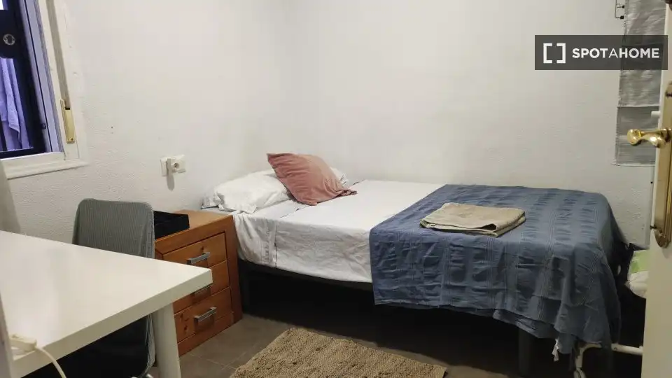 Schlafzimmer von Wohnungen zur untervermieten in Málaga mit Klimaanlage, Heizung und Terrasse