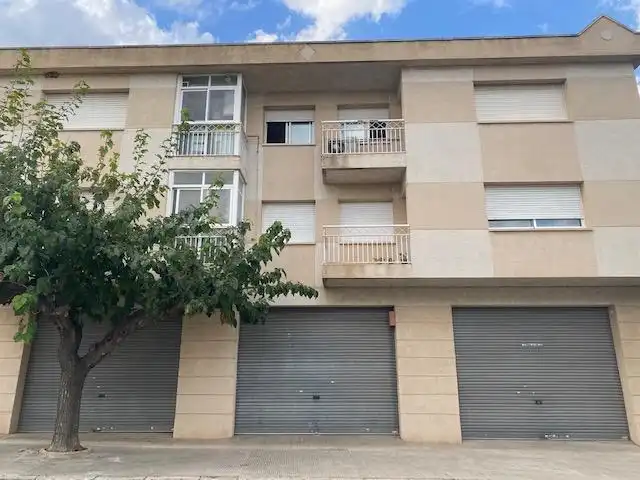 Vista exterior de Local en venta en Riudoms