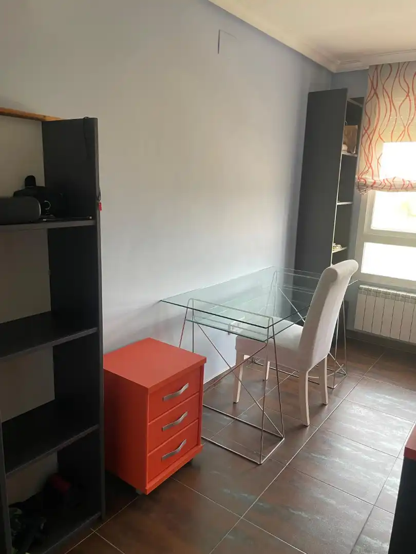 Flat for sale in Calle Polonia, Nuevo Parque