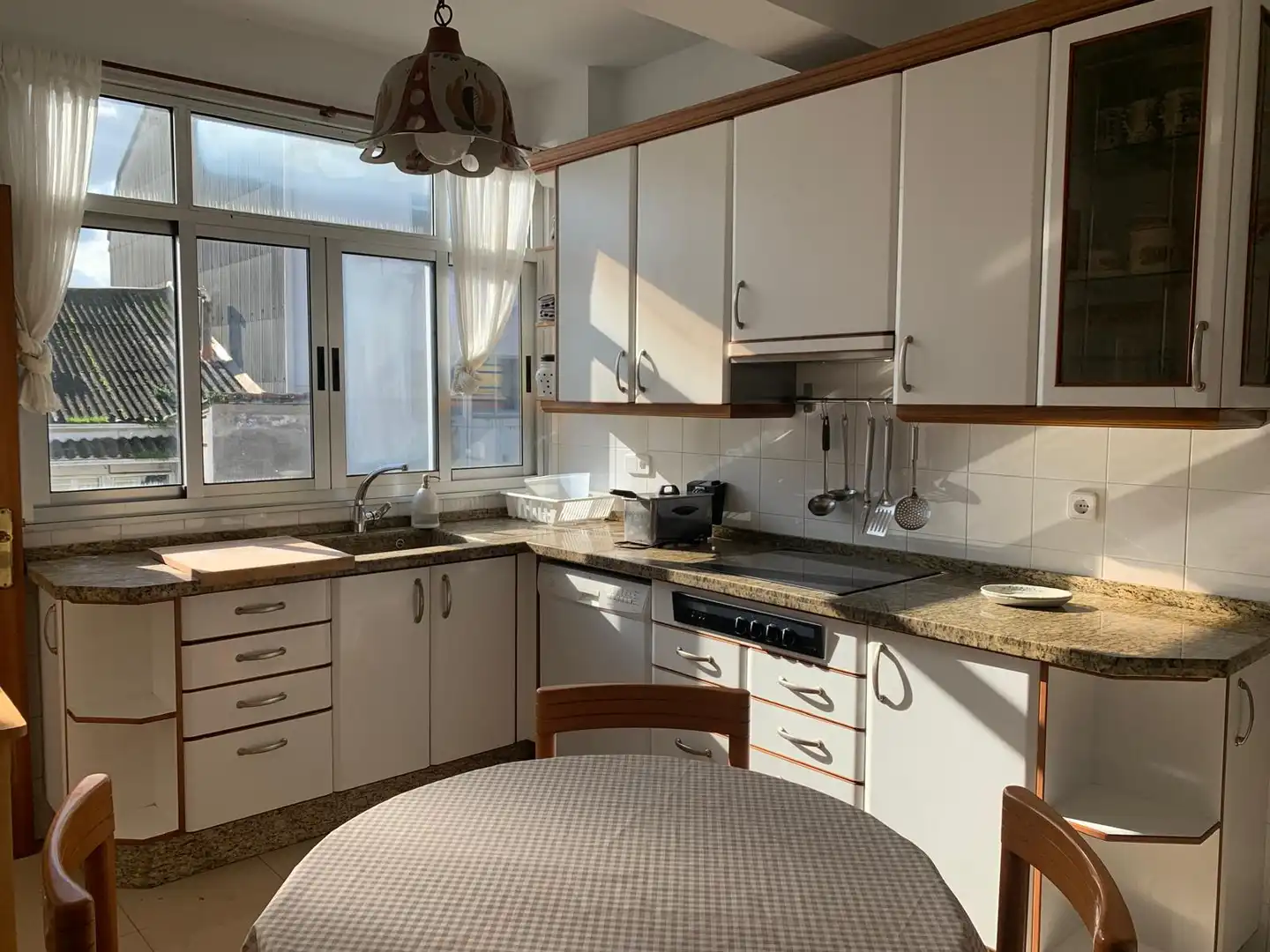 Wohnung zur Miete in Rúa Carlos III, Esteiro