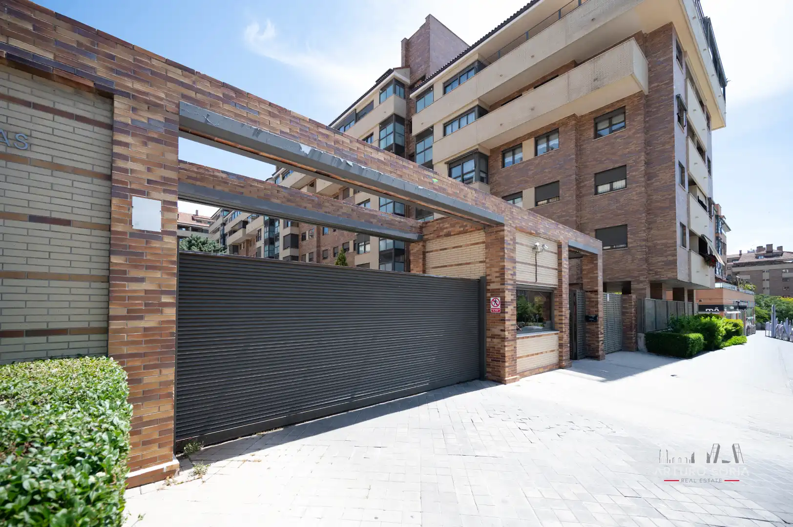Vista exterior de Piso en venta en Rivas-Vaciamadrid con Aire acondicionado, Calefacción y Trastero