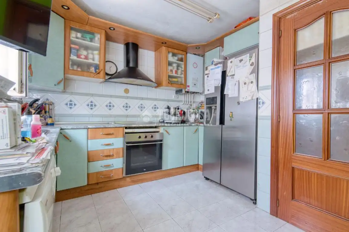 Cocina de Casa adosada en venta en Valladolid con Calefacción, Parquet y Balcón
