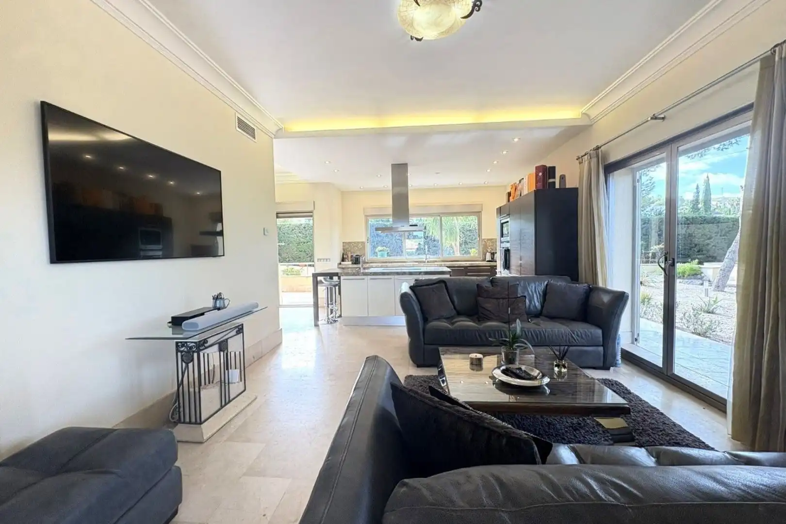 Sala d'estar de Casa o xalet en venda en Molina de Segura amb Aire condicionat, Calefacció i Jardí privat