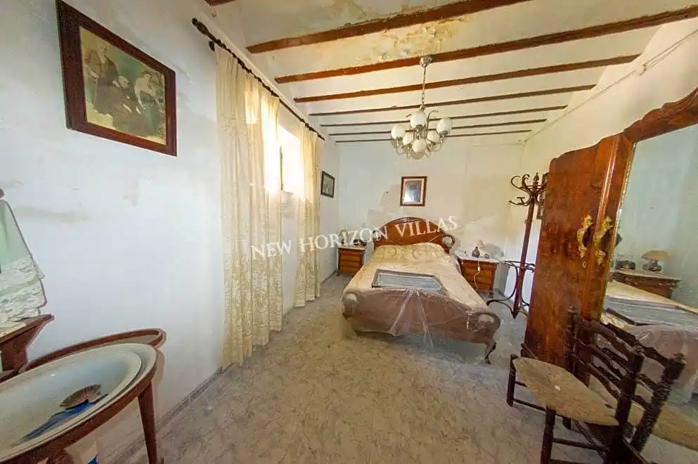 Country homes for sale in centro, Arboleas