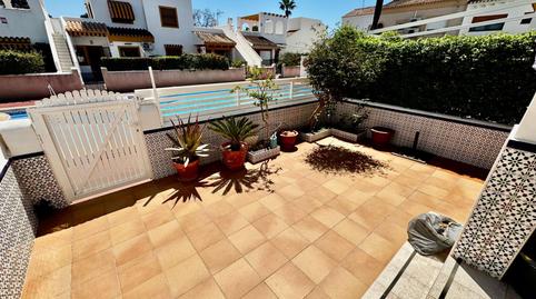 Foto 3 de Casa adosada en venda a Pueblo Latino, Alicante