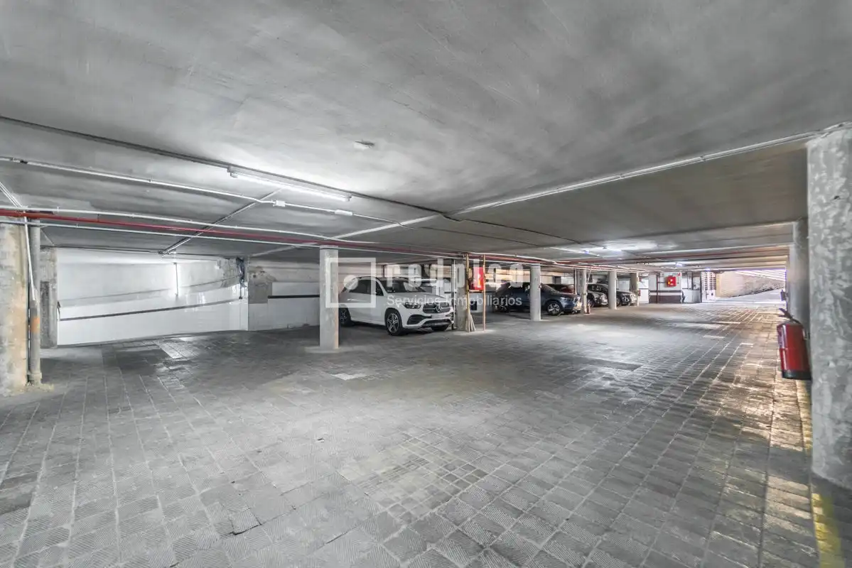 Einzelparkplatz mit Aufzug zum Verkauf in de Julián Romea, imagen 4