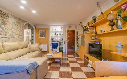 Living room of Flat for sale in  Barcelona Capital  with Air Conditioner, Heating and Terrace