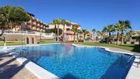Piscina de Apartament en venda en Guardamar del Segura amb Aire condicionat, Jardí privat i Terrassa