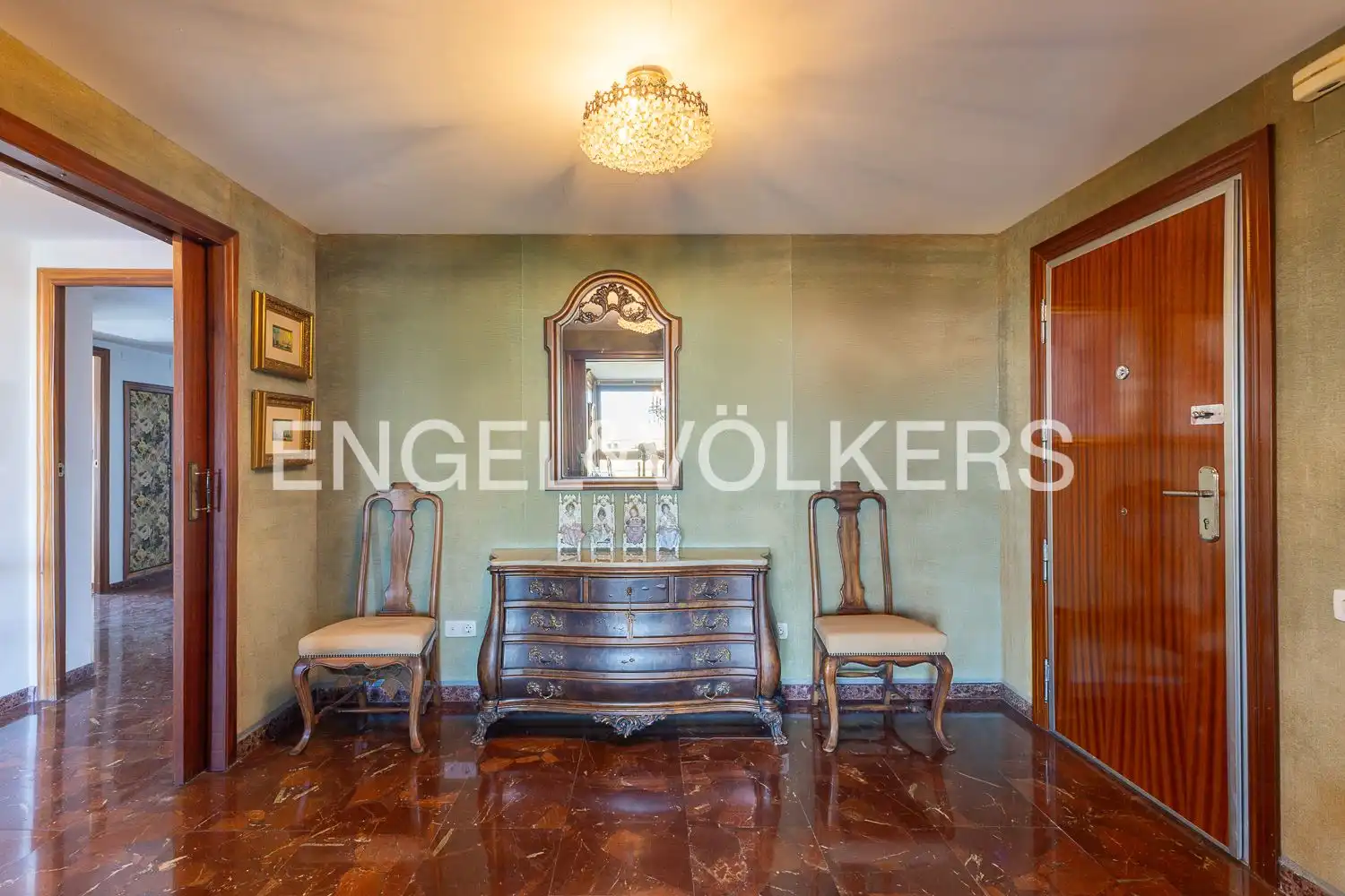 Comedor de Piso en venta en Gandia con Calefacción, Trastero y Amueblado