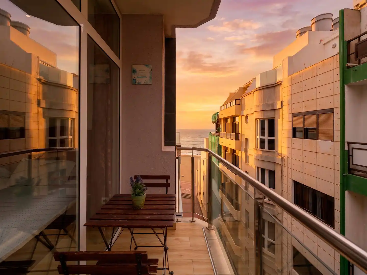 Terrassa de Estudi en venda en Las Palmas de Gran Canaria amb Terrassa, Moblat i Balcó