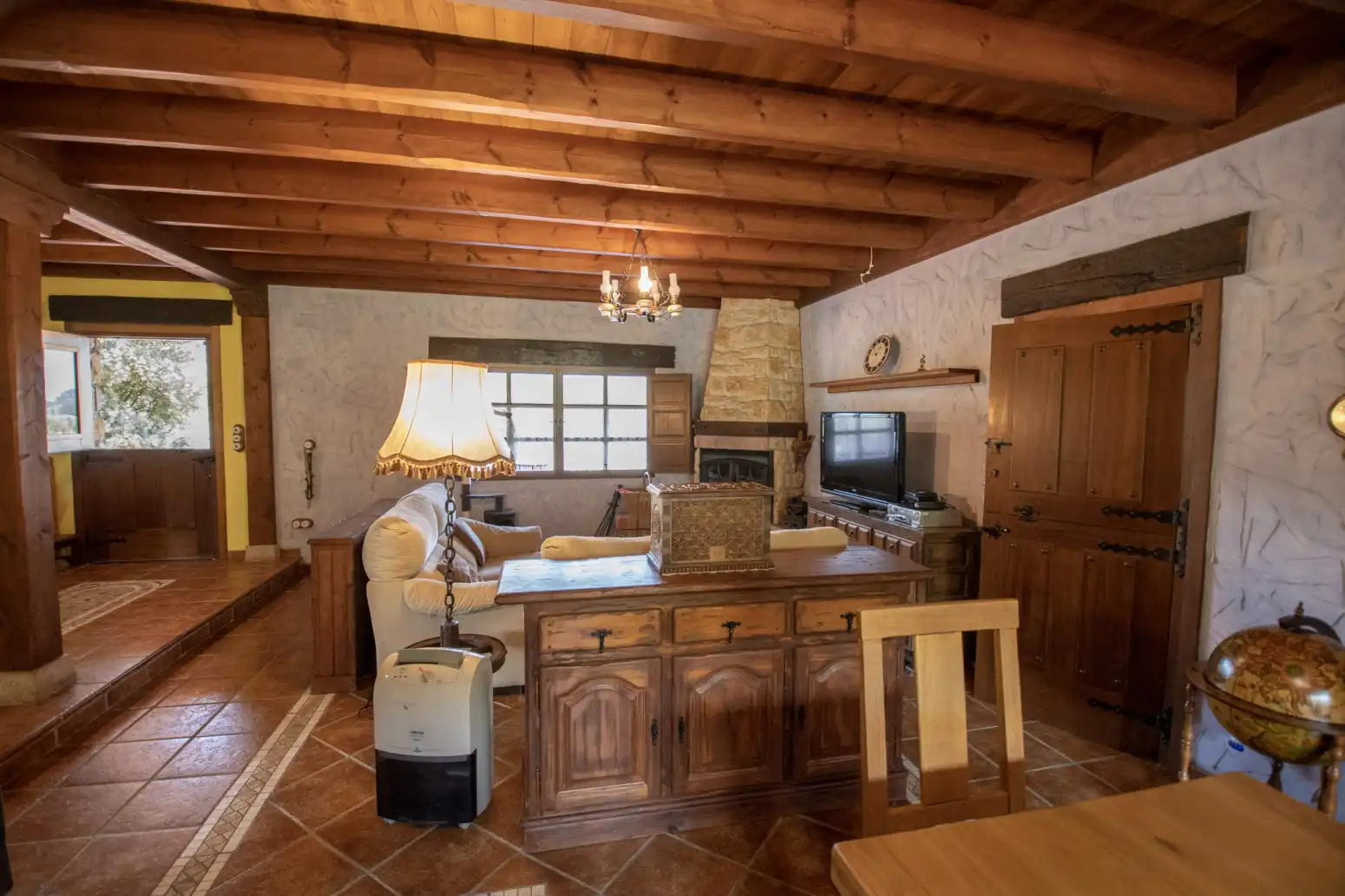 Sala d'estar de Casa o xalet en venda en Villaviciosa amb Calefacció, Jardí privat i Terrassa