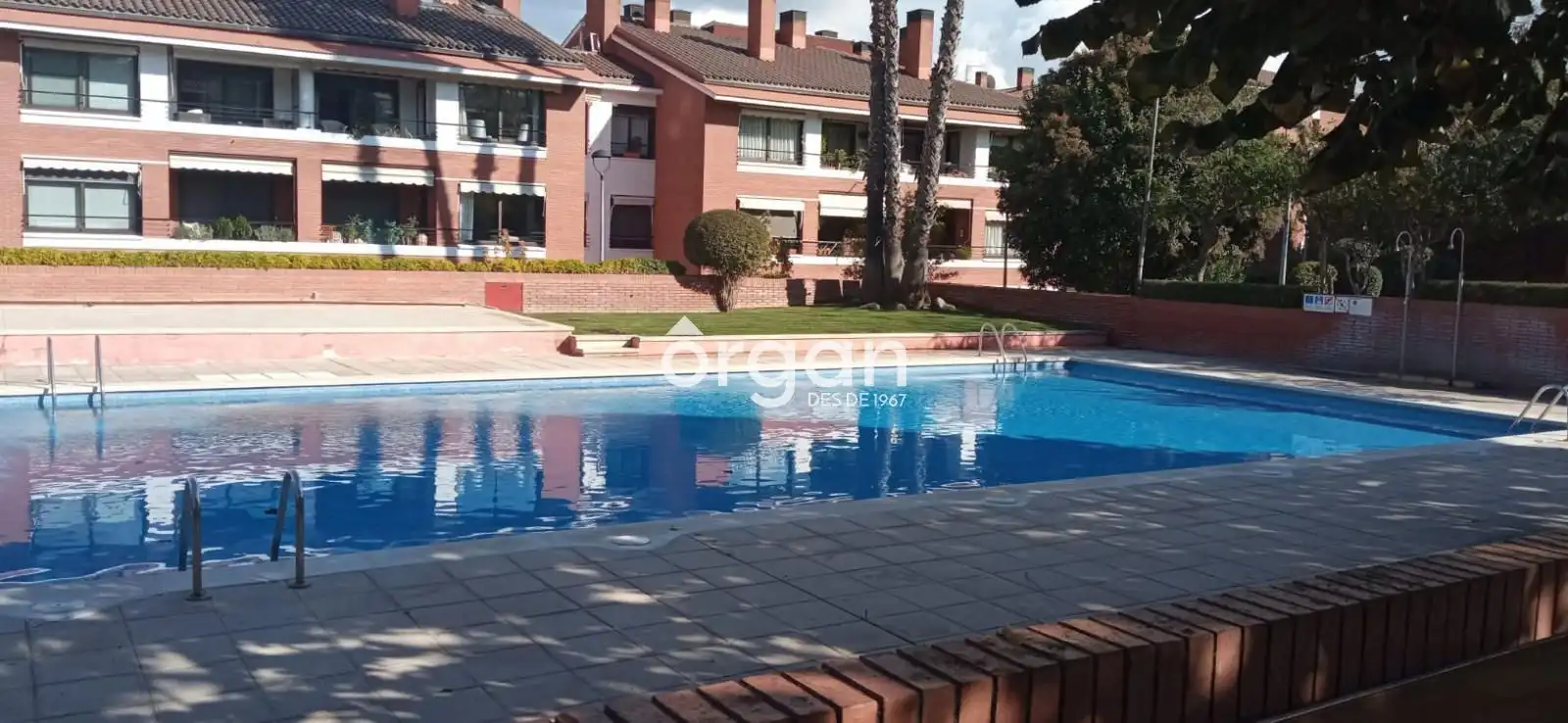 Jardí de Pis en venda en Sant Cugat del Vallès amb Calefacció, Terrassa i Piscina