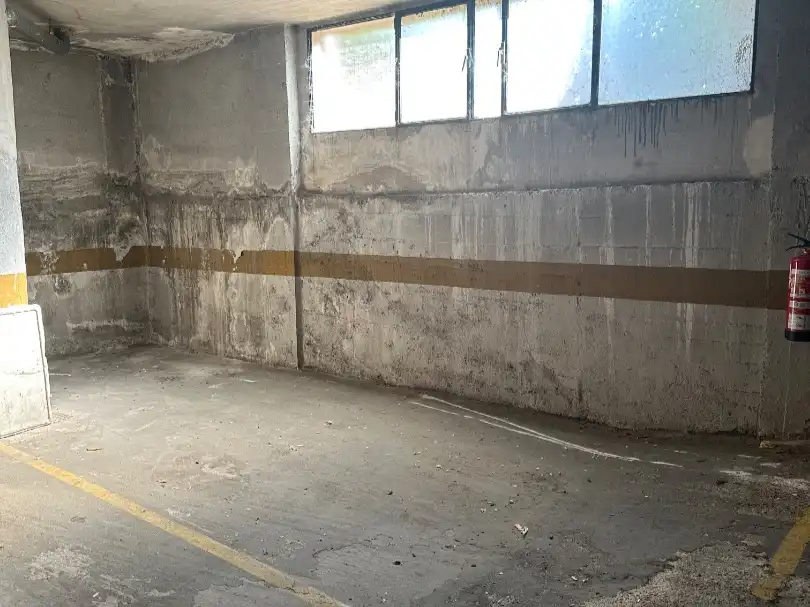 Parkplatz von Garage zum Verkauf in Cuenca