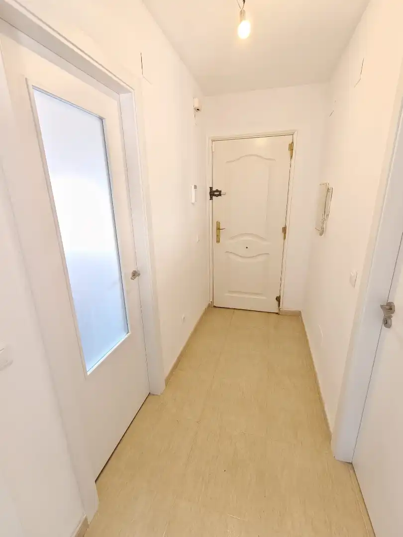Casa adosada en venta en Barcience con Calefacción, Jardín privado y Amueblado