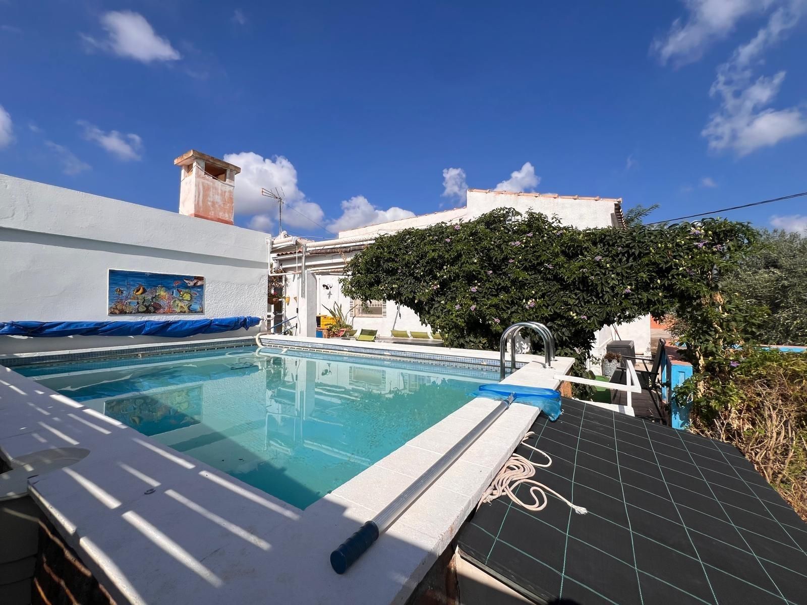 Swimming pool of House or chalet for sale in Llíria  with Air Conditioner, Heating and Private garden