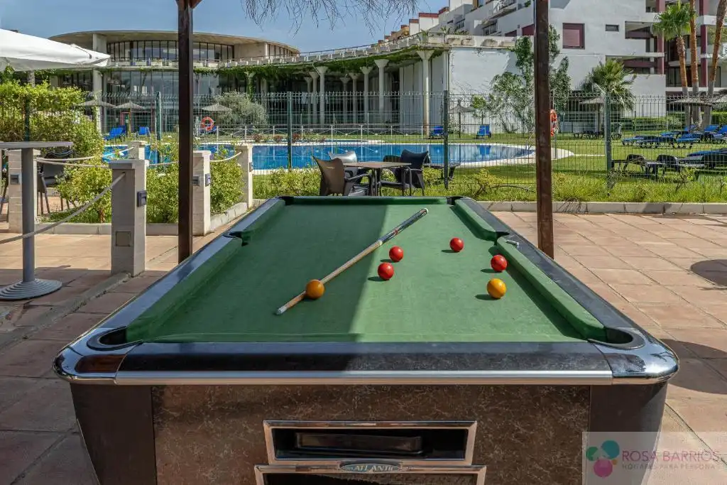 Piscina de Apartamento en venta en Benahavís con Aire acondicionado, Terraza y Amueblado