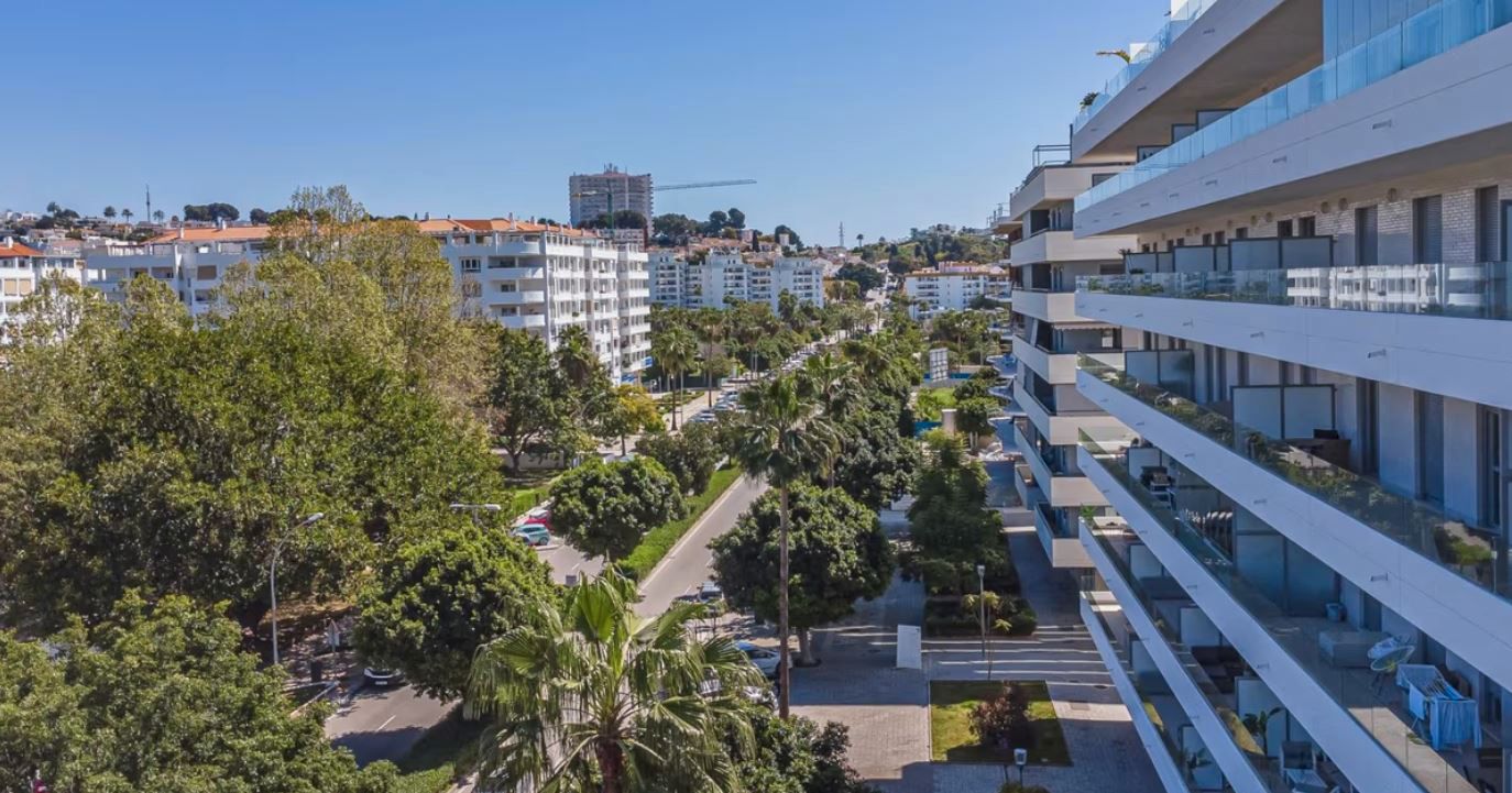 Vista exterior de Apartament en venda en Marbella amb Aire condicionat, Calefacció i Terrassa
