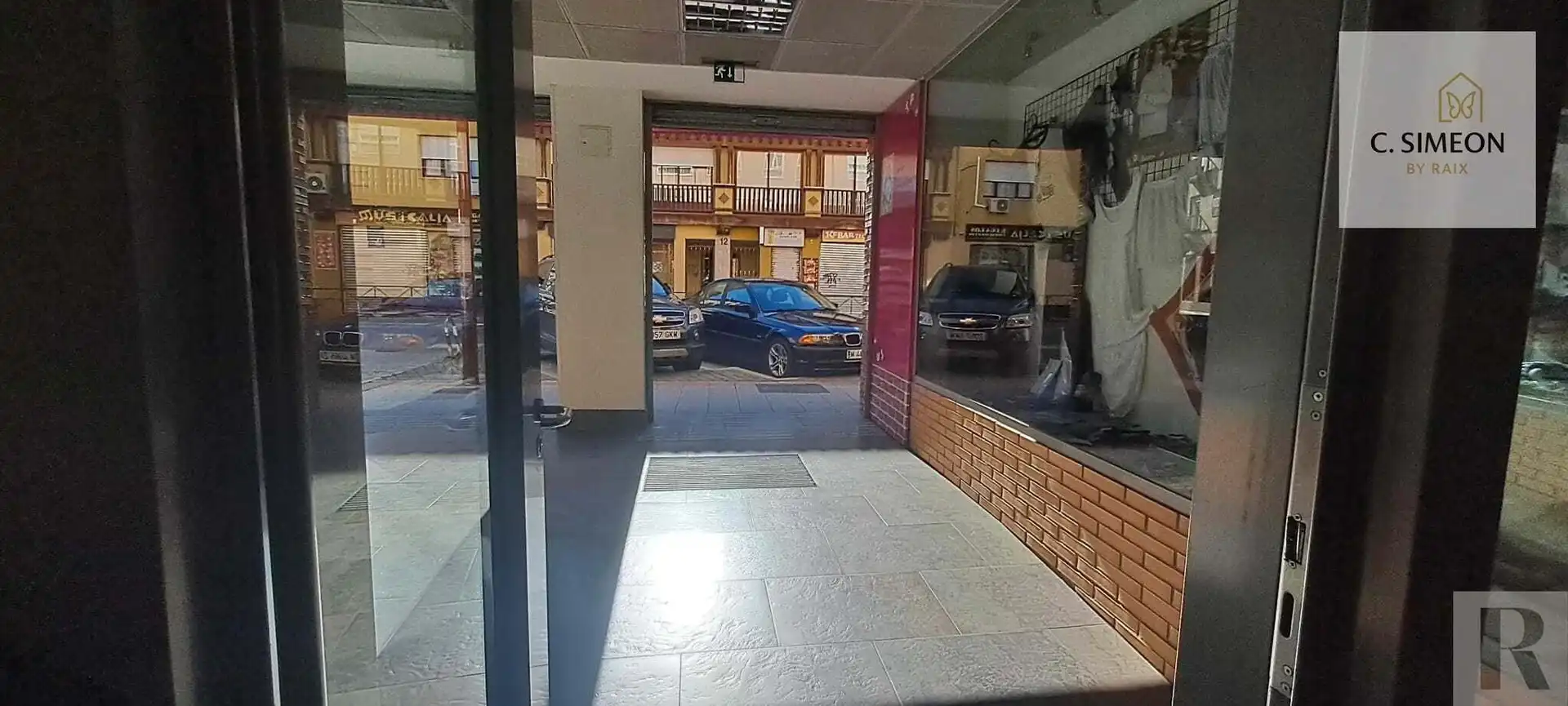 Local en venta en Azuqueca de Henares