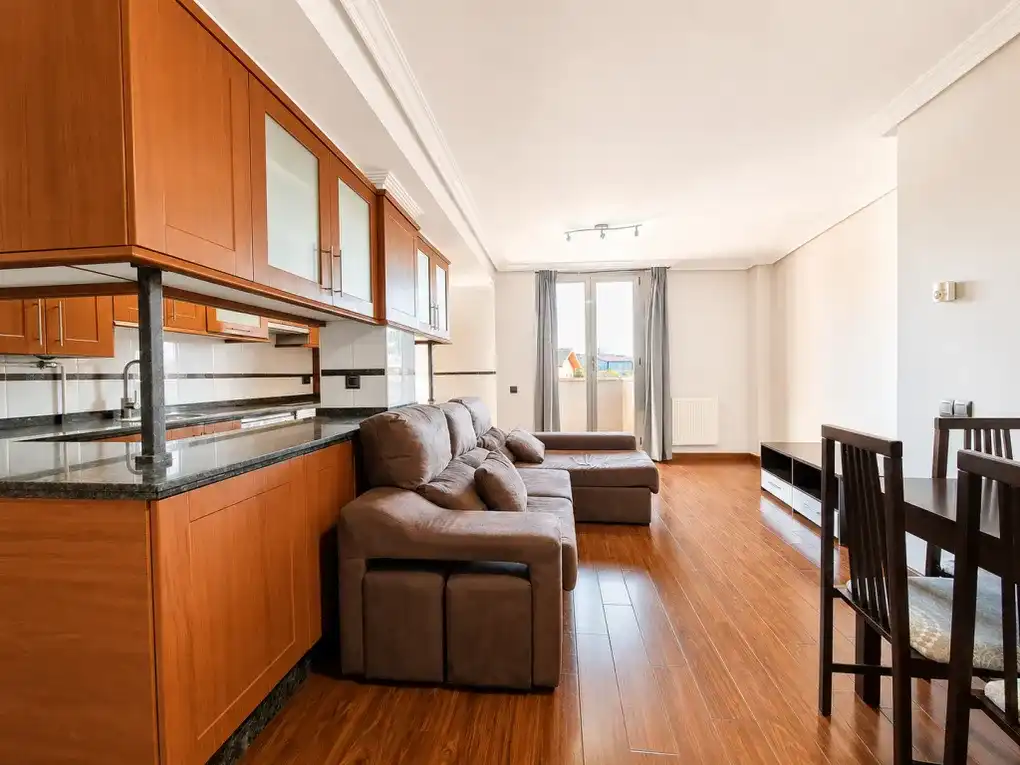 Appartamento con terrazza in vendita a Calle Matilde de la Torre, imagen 4