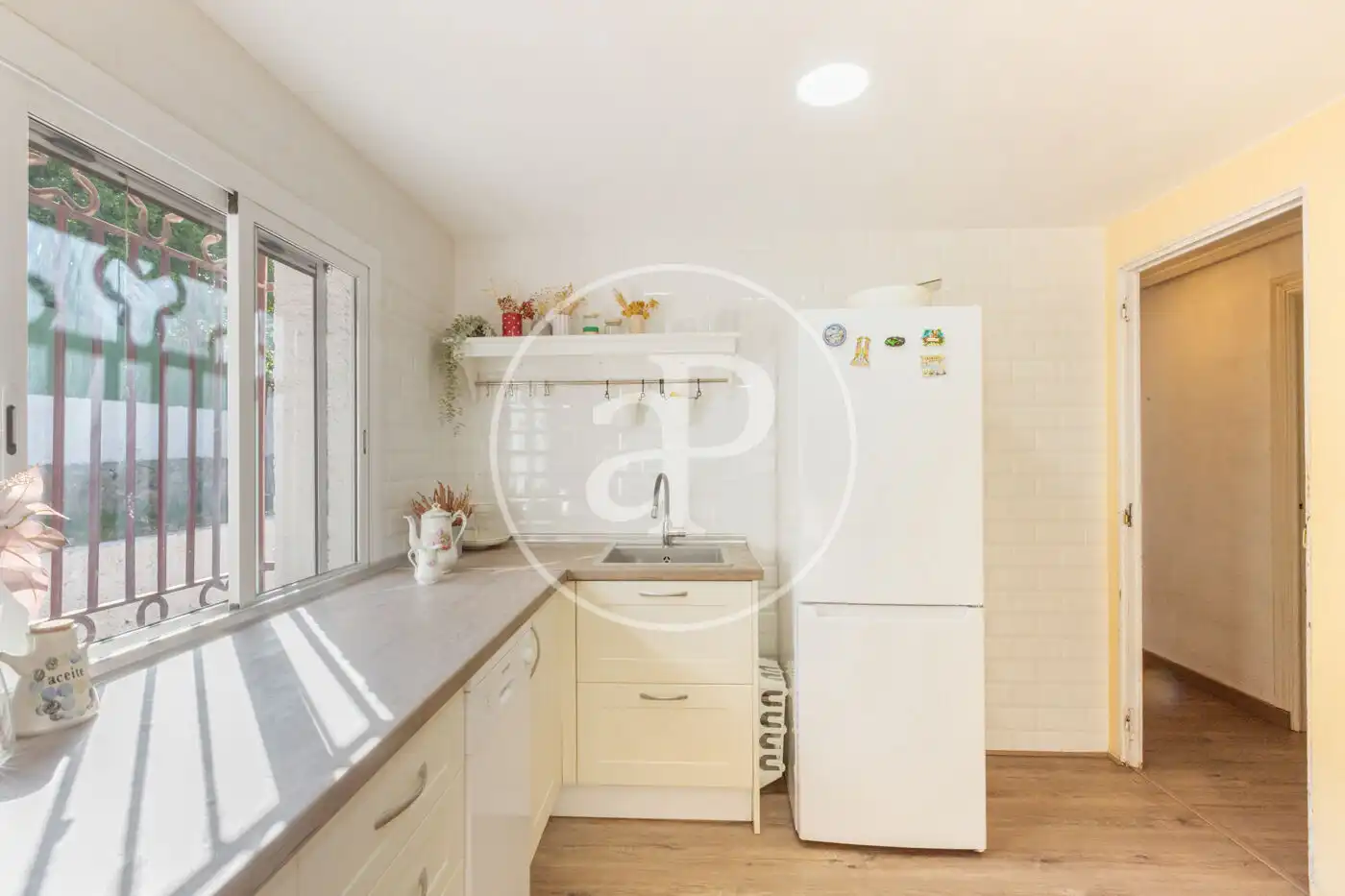 Kitchen of Houses for sale in Chiva  with Air Conditioner, Heating and Private garden
