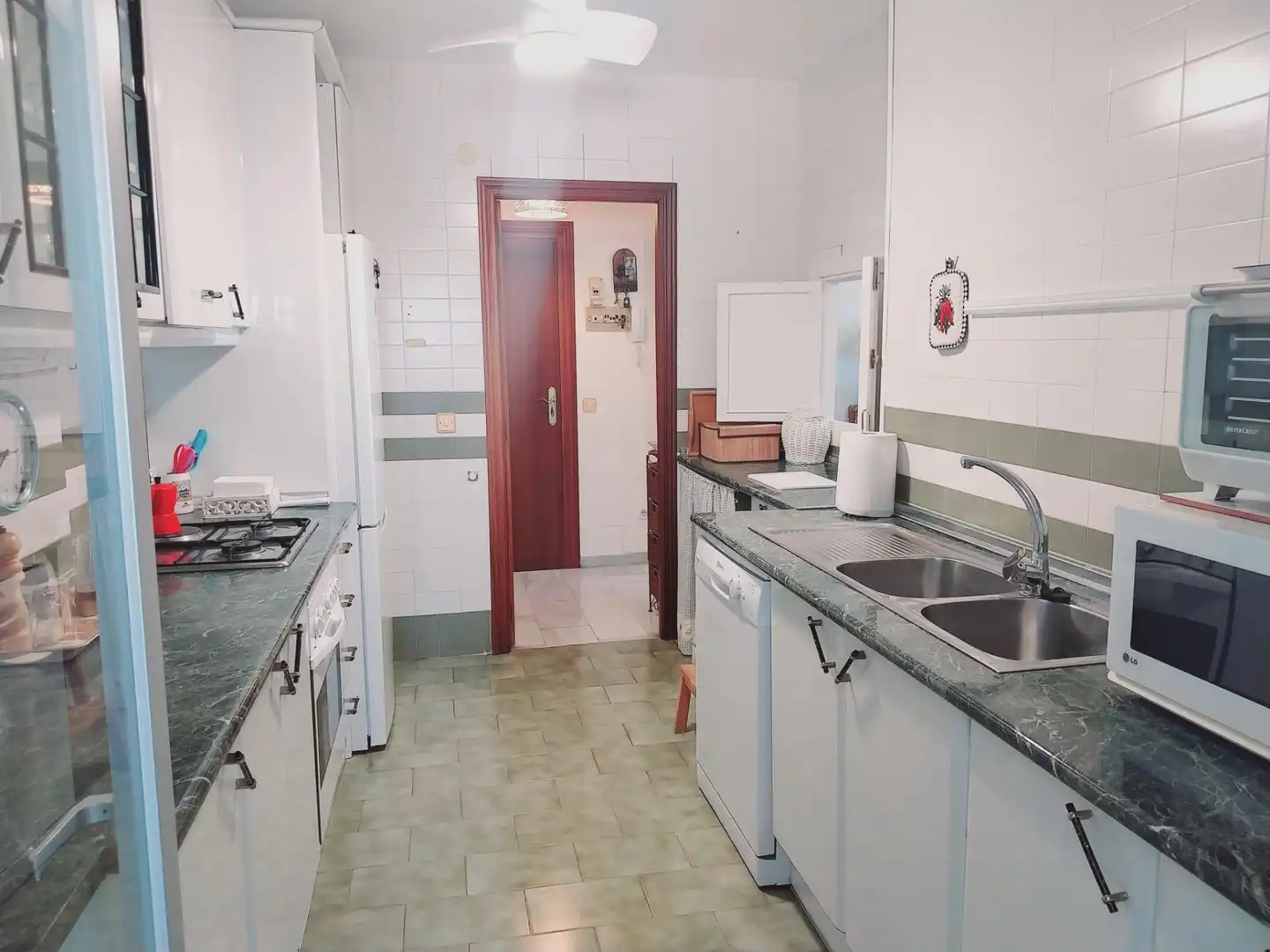 Cocina de Apartamento en venta en Mijas con Jardín privado, Terraza y Amueblado