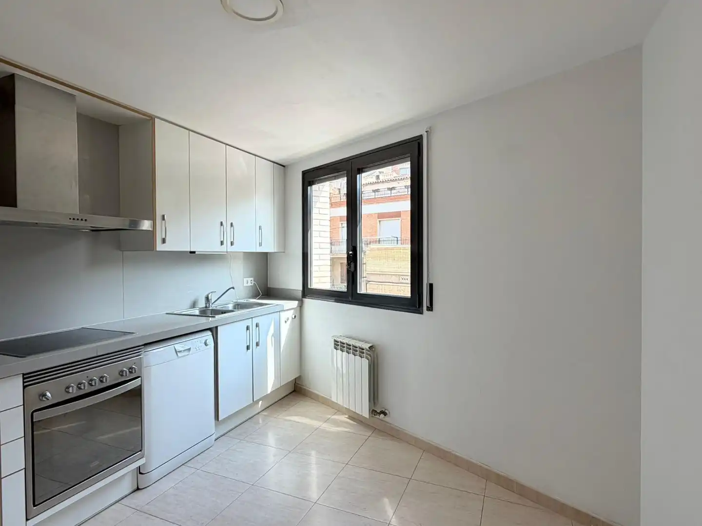 Cocina de Piso de alquiler en Igualada con Calefacción y Terraza