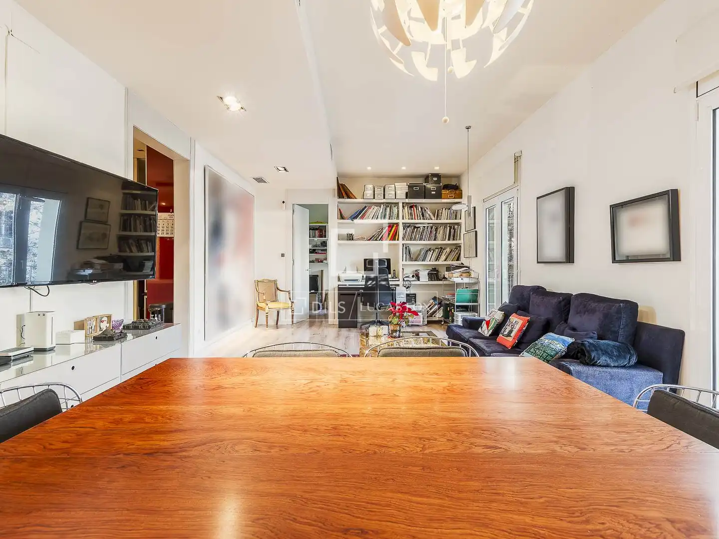 Sala d'estar de Pis en venda en Barcelona amb Aire condicionat, Calefacció i Parquet