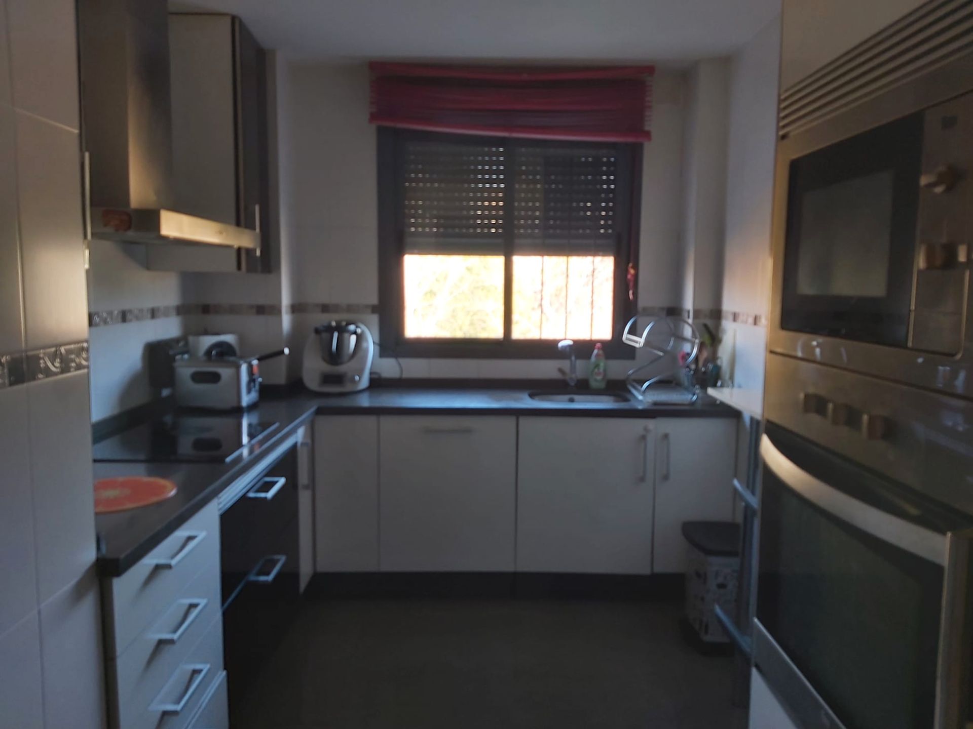 Cocina de Piso en venta en  Córdoba Capital con Aire acondicionado, Calefacción y Trastero
