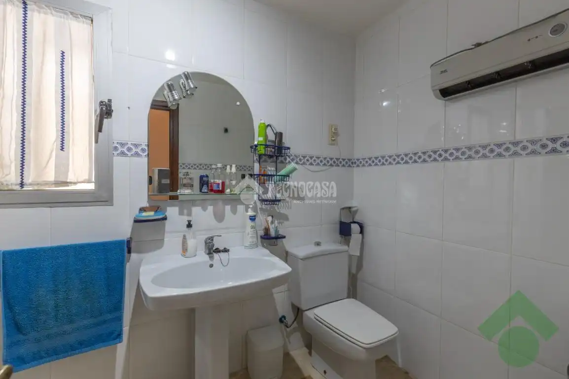 Bany de Pis en venda en Loja amb Aire condicionat i Balcó