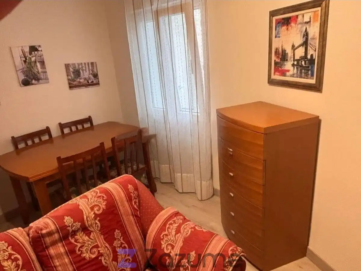 Habitación de Apartamento de alquiler en Briviesca con Calefacción, Amueblado y Horno