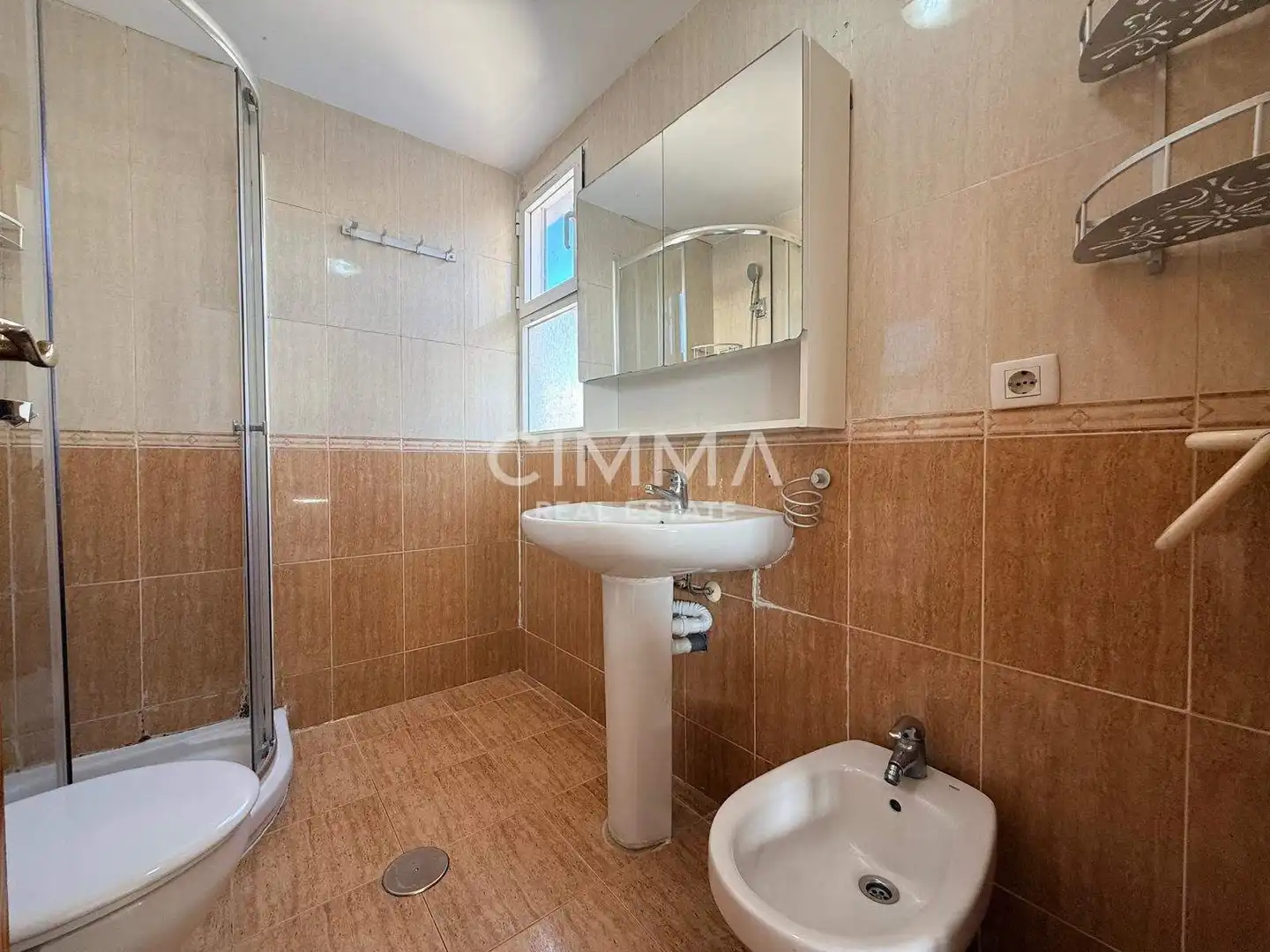 Baño de Apartamento en venta en Benidorm con Aire acondicionado, Jardín privado y Terraza