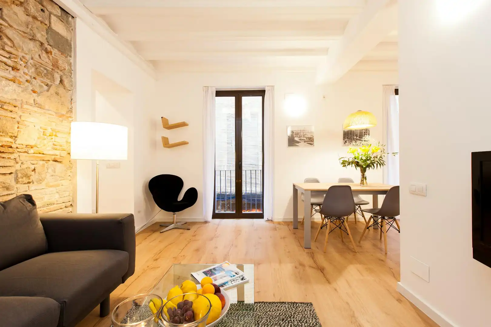 Sala de estar de Piso de alquiler en Barcelona con Aire acondicionado, Calefacción y Amueblado