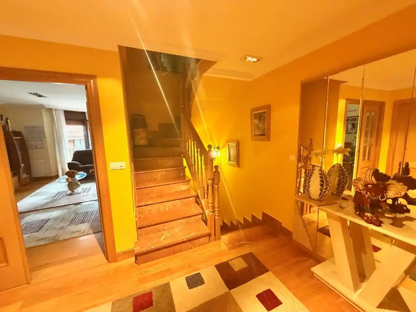 Casa adosada en venta en Castro-Urdiales con Balcón