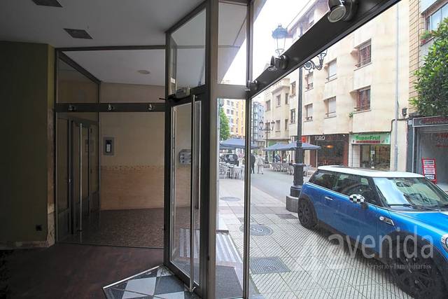 Local comercial en Venta en Gascona, 29 en Salesas - Foncalada - Campoamor
