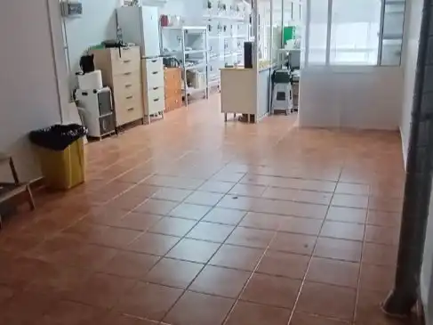 Local en venda en Huelva amb Aire condicionat, Calefacció i Moblat