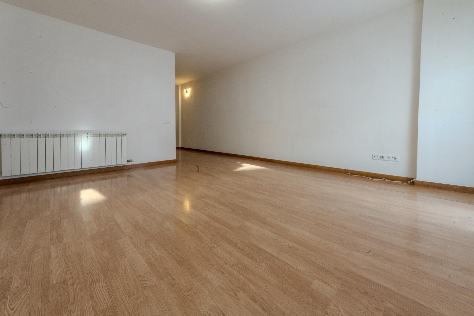 Planta baja for sale in Eixample