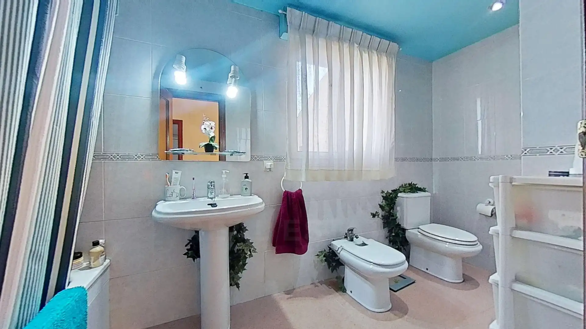 Badezimmer von Maisonette zum Verkauf in Castellón de la Plana / Castelló de la Plana mit Klimaanlage, Heizung und Terrasse