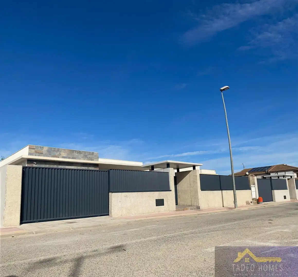 Chalet con piscina en venta en de la Gineta s/n, imagen 17